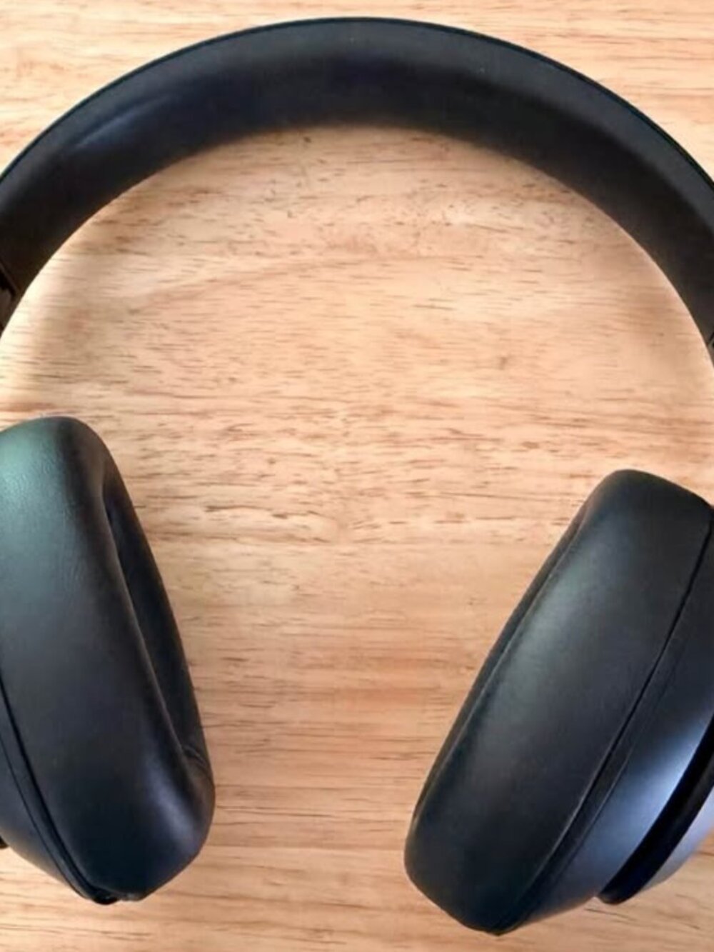 Beats Studio Pro- Black